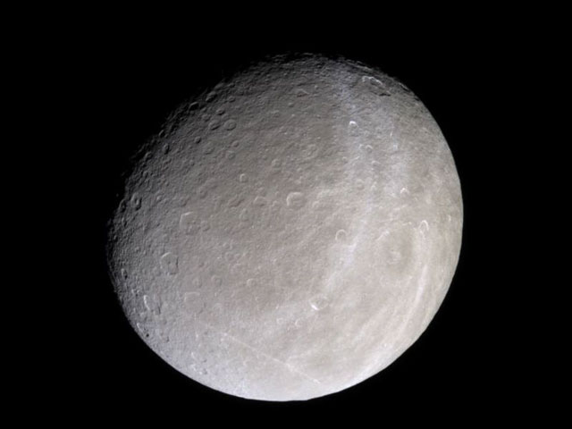 Saturns luna Rhea de Cassini