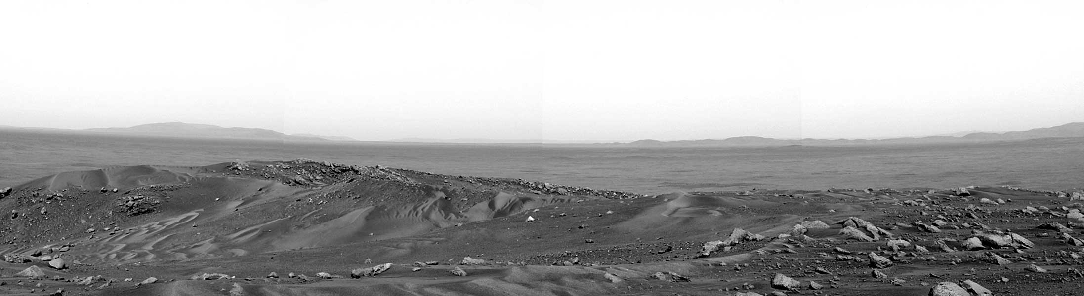 La vista desde la colina Husband en Marte