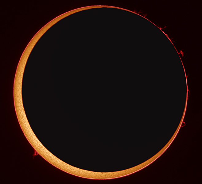 En ringformede solformørkelsen på High Resolution