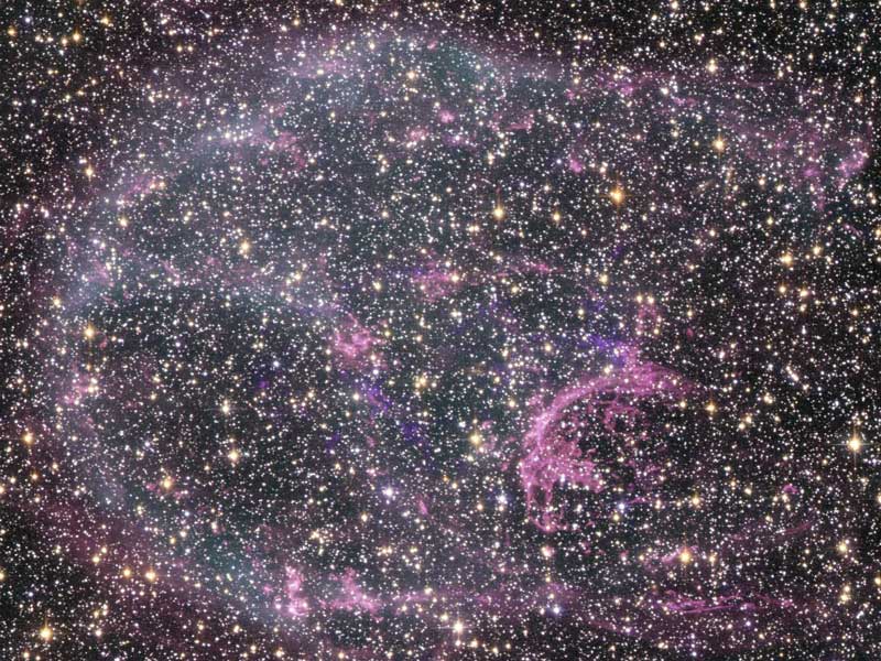 Supernova Remnant N132D en optique et rayons X