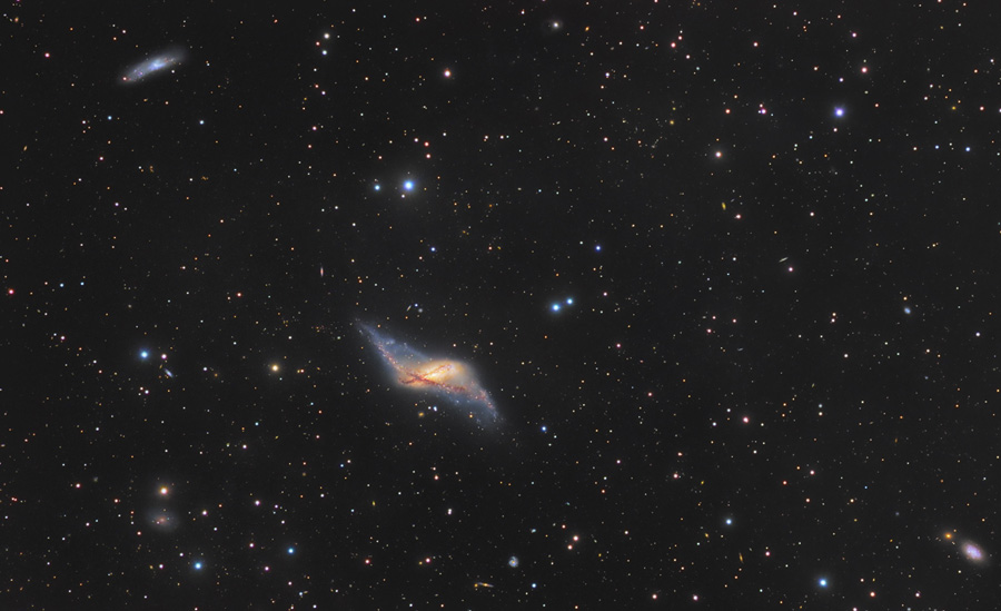 Galaxia de anillo polar NGC 660