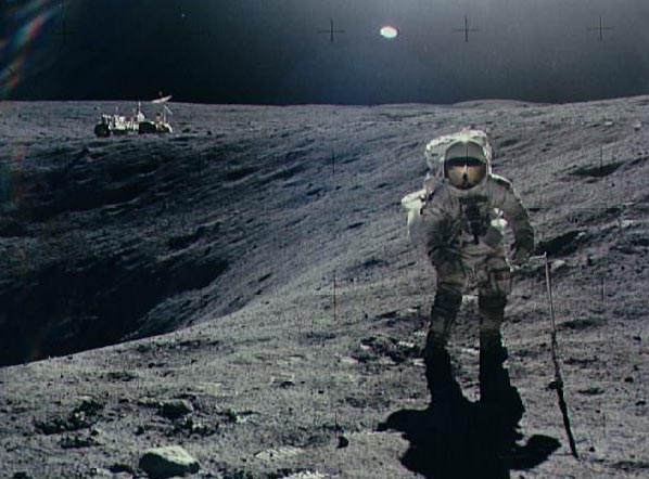 Apolo 16: Explorando el cráter Plum