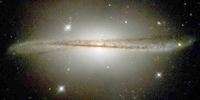 La alabeada galaxia espiral ESO 510-13
