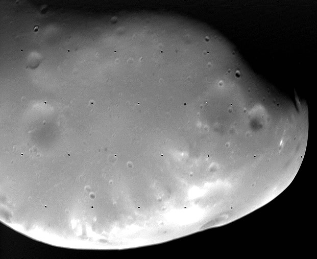 Deimos: una pequeña luna marciana