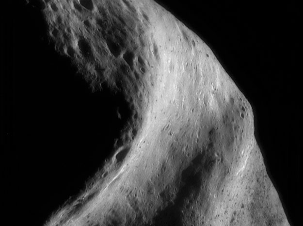 El pasado del asteroide Eros