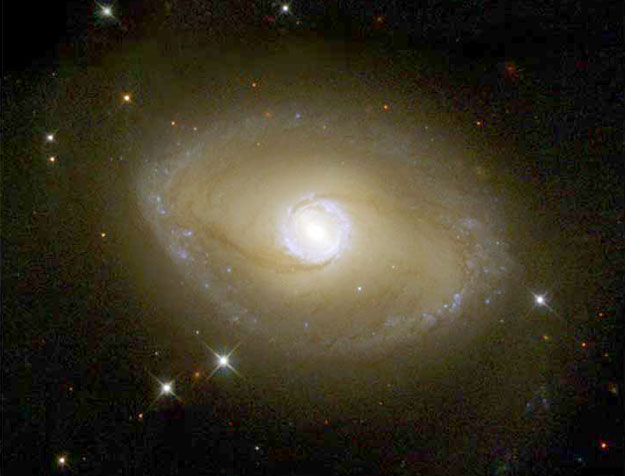 La Galaxia anular de NGC 6782