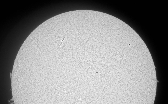 Mercurio Cruza el Disco del Sol