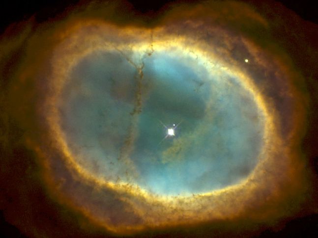 NGC 3132: La Nebulosa Explosión en Ocho