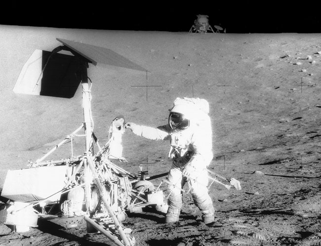 El Apollo 12 visita el Surveyor 3