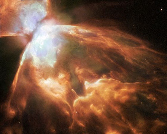 NGC 6302: nebulosa «bicho» grande y brillante