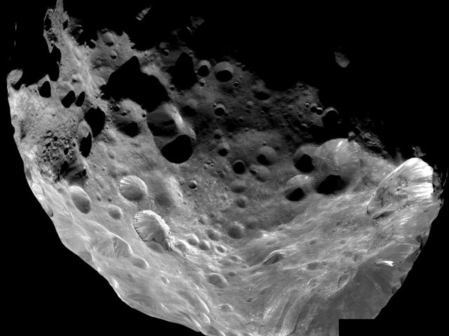 Febo: Cometa-Luna de Saturno