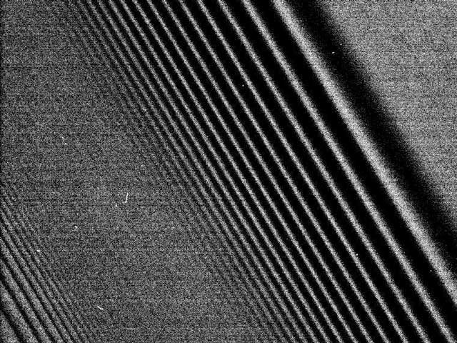 Imágenes de la densidad de ondas en los anillos de Saturno por el Cassini