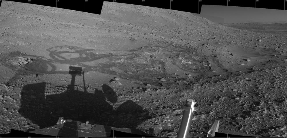 El rover Spirit en las Engineering Flats de Marte