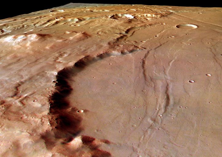 La pared de un cráter en Solis Planum