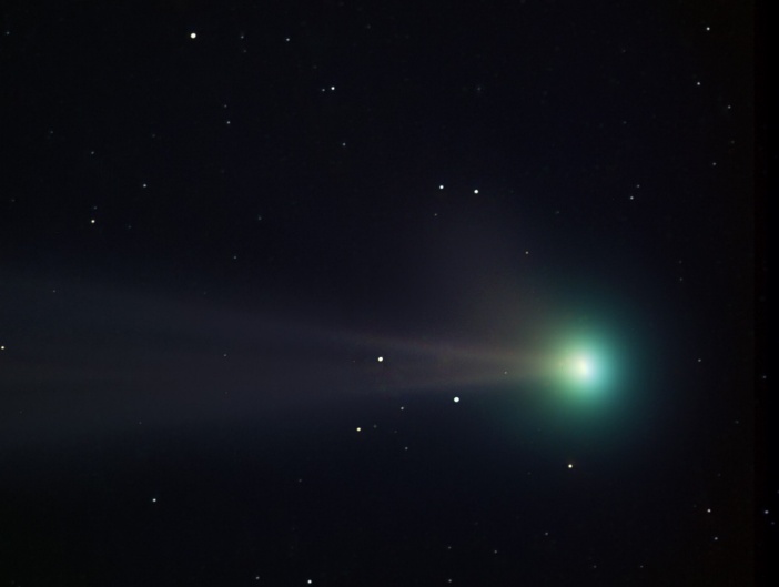 Los colores del cometa Pojmanski