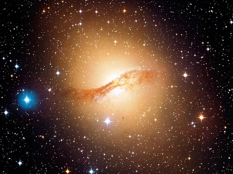 La galaxia elíptica Centauro A desde el CFHT