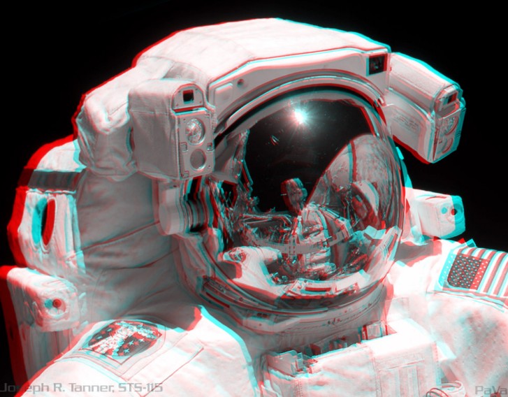 STS-115: Retrato Estéreo