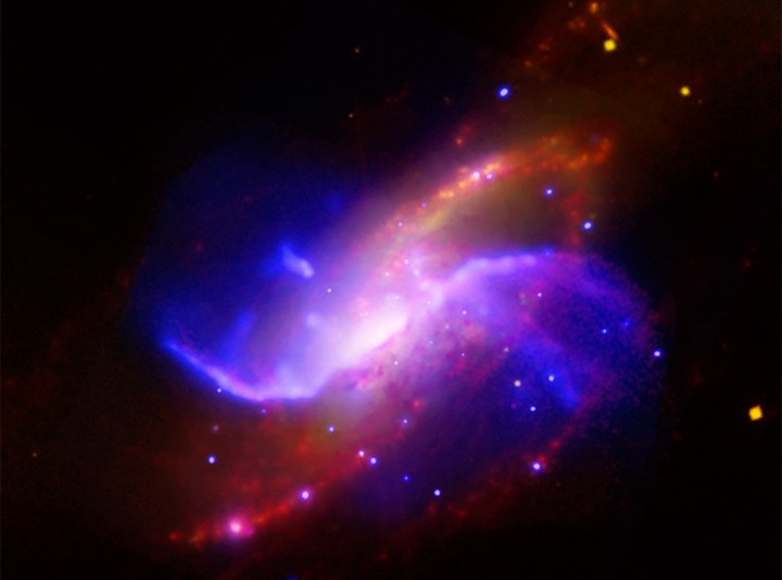 Los brazos de NGC 4258