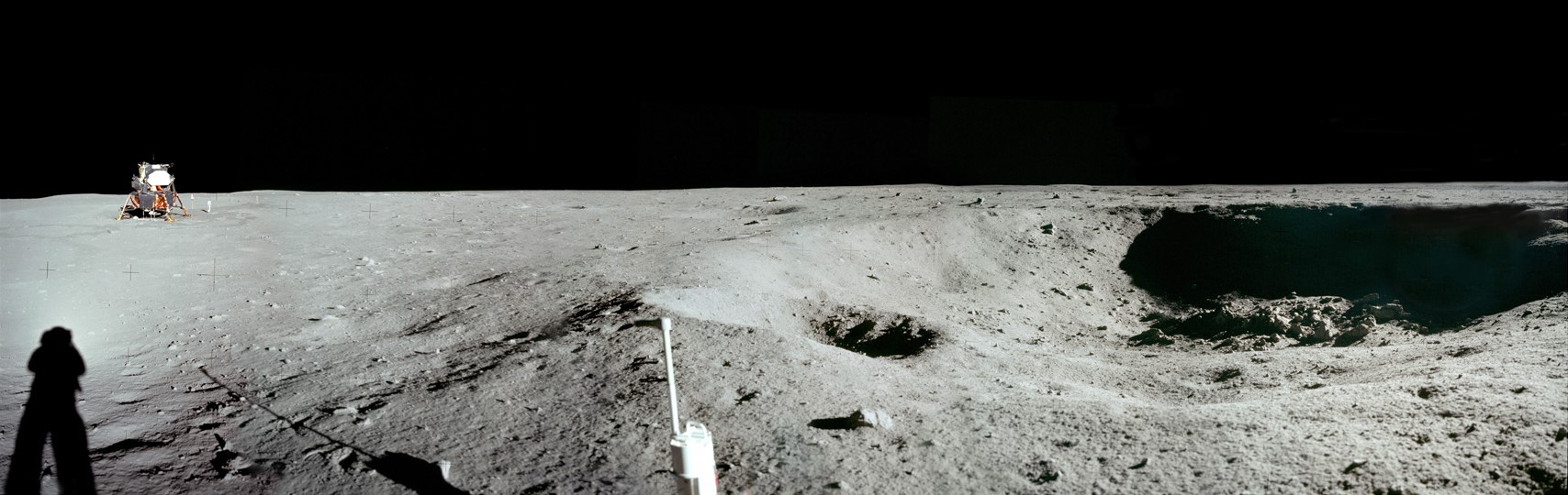 Apolo 11: Vista Panorámica del Cráter Este