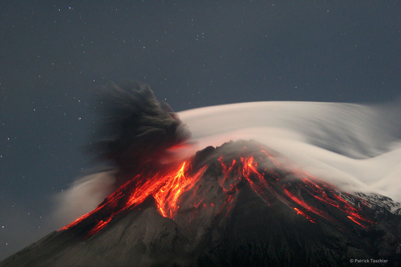 El Tungurahua entra en erupción