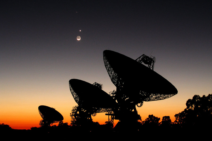 Planetas alineados sobre la Red de Radioelescopios Australiana