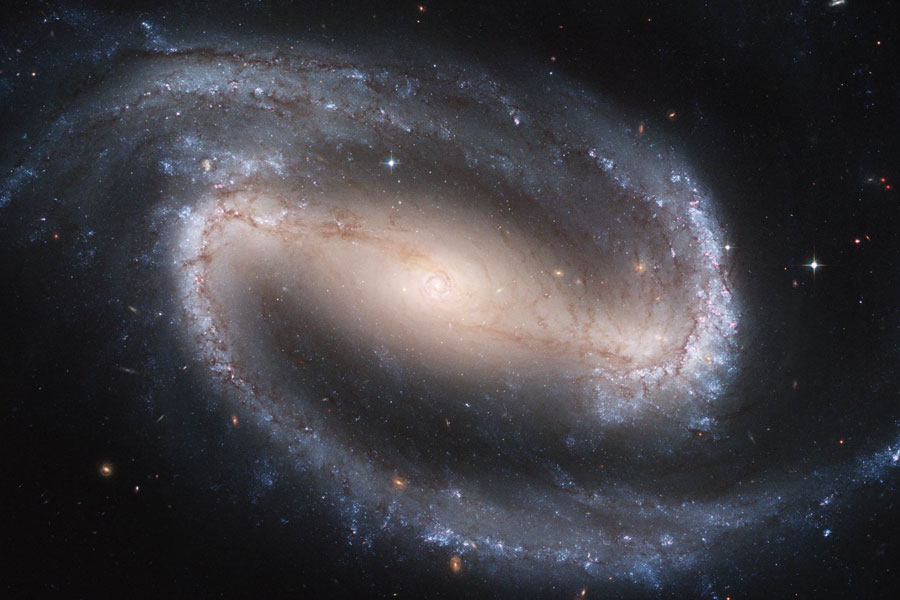 Galaxia espiral barrada NGC 1300