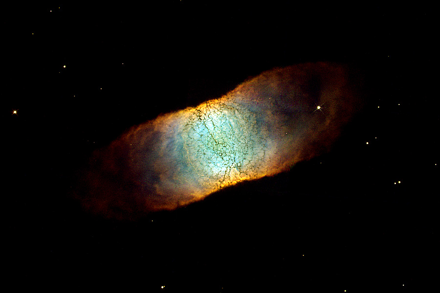 IC 4406: ¿una nebulosa rectangular?