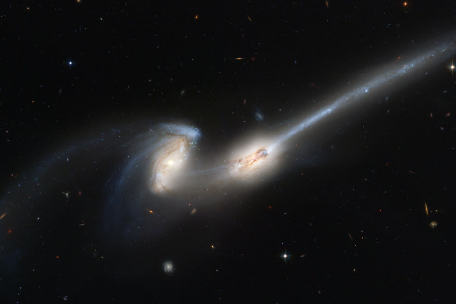 Observatorio NGC 4676: Cuando los ratones colisionan