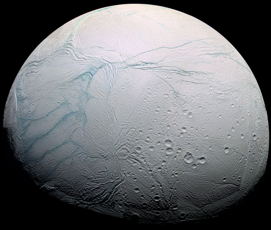 Frescas Grietas Tigre en Encelado de Saturno
