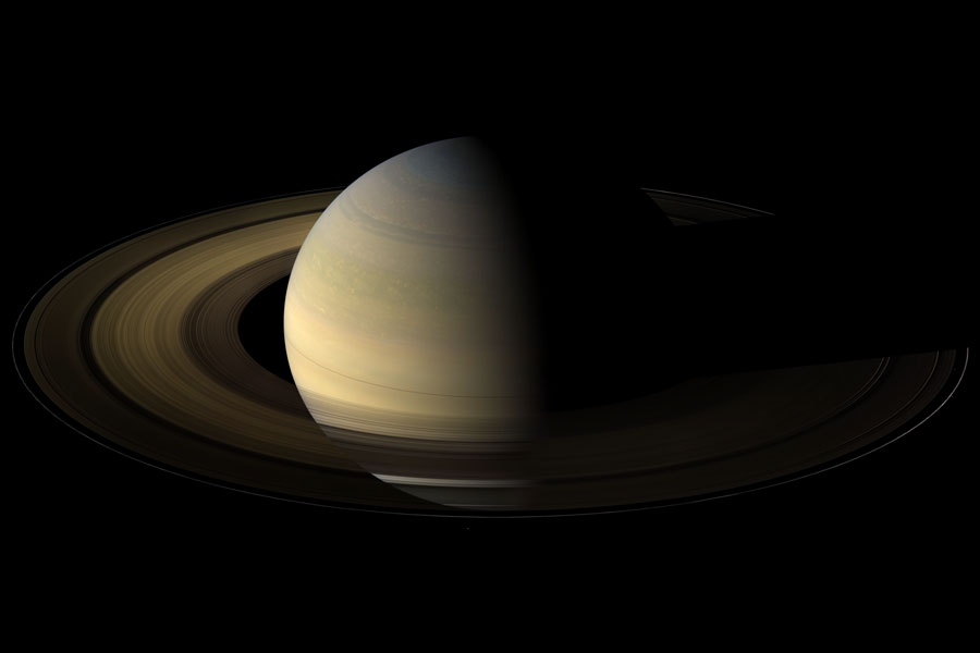图片说明：春分点的土星，版权:Cassini Imaging Team, ISS, JPL, ESA, NASA