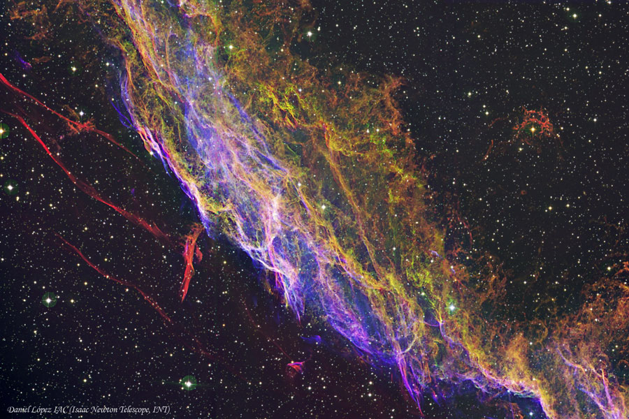 NGC 6992: filamentos de la Nebulosa del Velo
