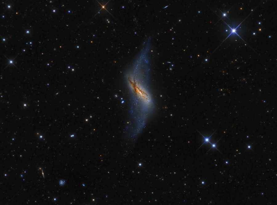 Galaxia de Anillo Polar NGC 660