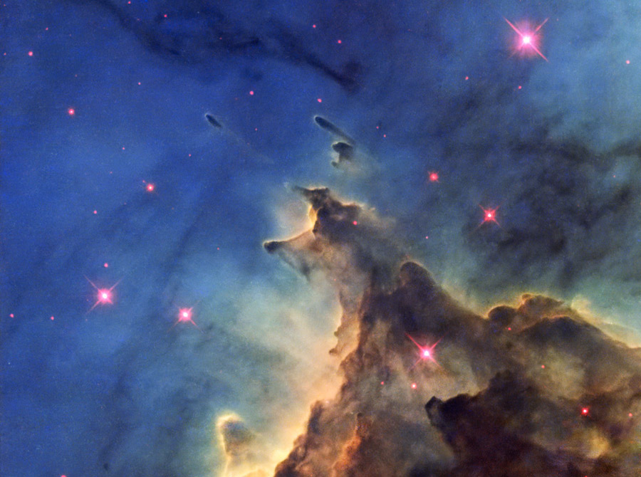 NGC 2174: Estrellas contra Montañas