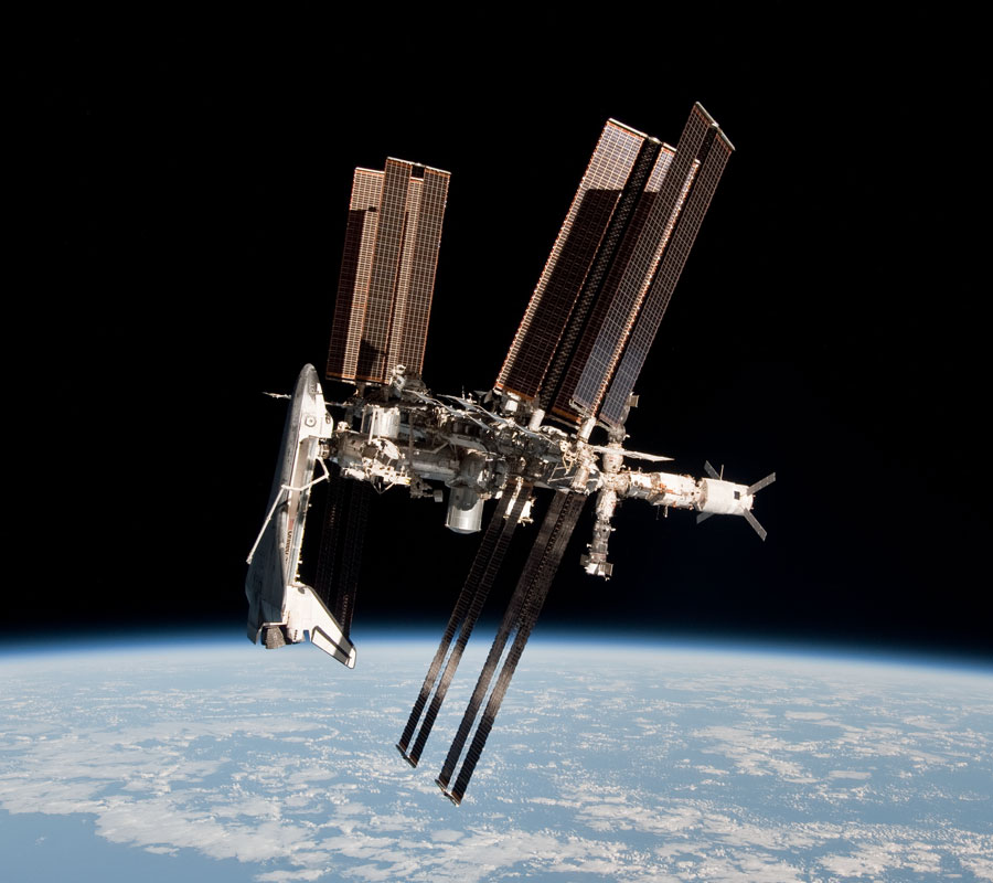 El Transbordador y la Estación Espacial fotografiados juntos