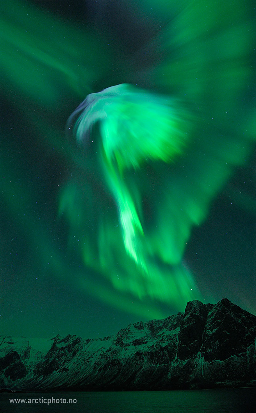 Aurora de enero sobre Noruega
