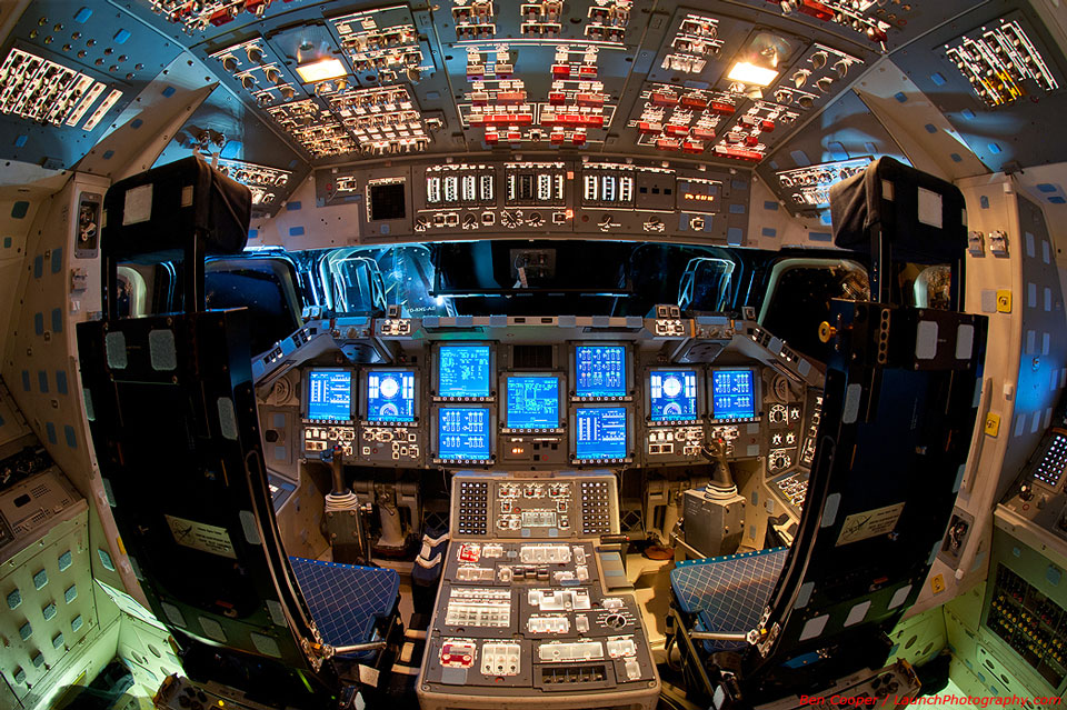 La cabina del transbordador espacial Endeavour