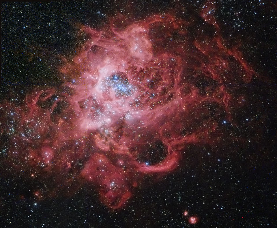 NGC 604: un vivero estelar gigante