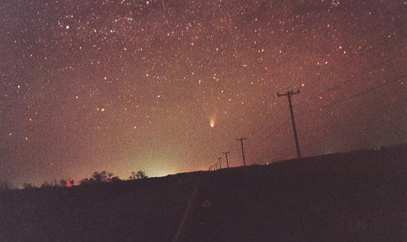 El Cometa Hale-Bopp es <I>ese</I> brillo