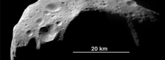 Asteroide 253 Mathilde: sus grandes cráteres