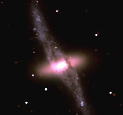 NGC 4650A: la extraña galaxia y la materia oscura