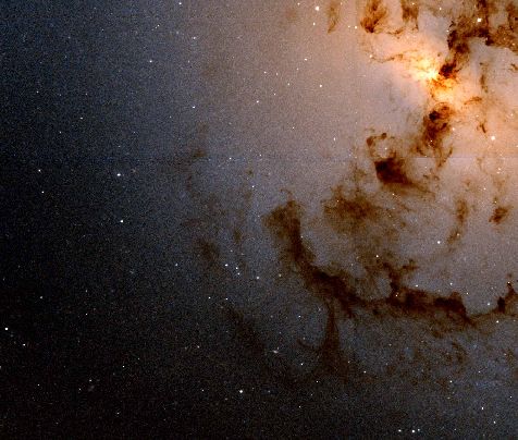 NGC 1316: después de la colisión galáctica
