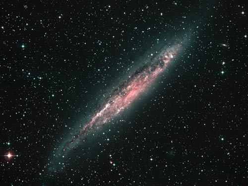 La cercana galaxia espiral NGC 4945