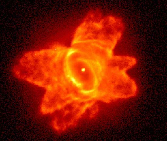 PKS285-02: Una Nebulosa Planetaria Juvenil