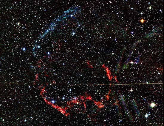 El remanente de la supernova galáctica IC 443